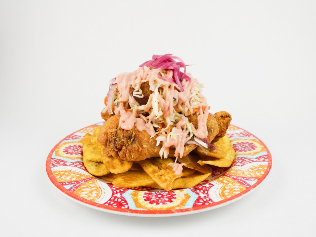 Alitas chucas - El Lobo Mestizo San José